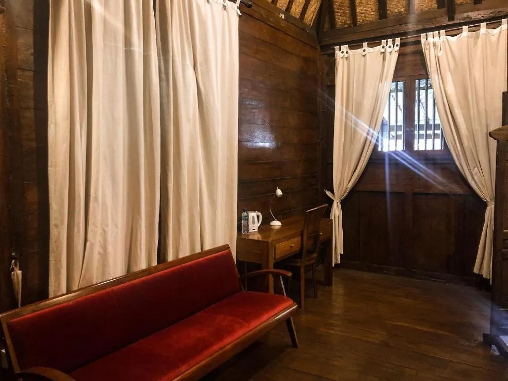 Villa Rumah Kayu Nusa Dua  Indonesia