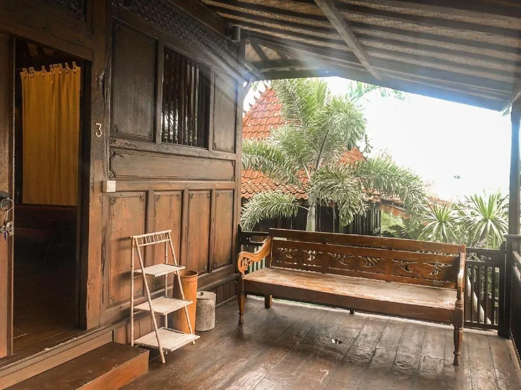 Villa Rumah Kayu Nusa Dua  Nusa Dua (Bali)